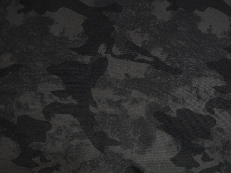 Camouflage-Swiss-Night